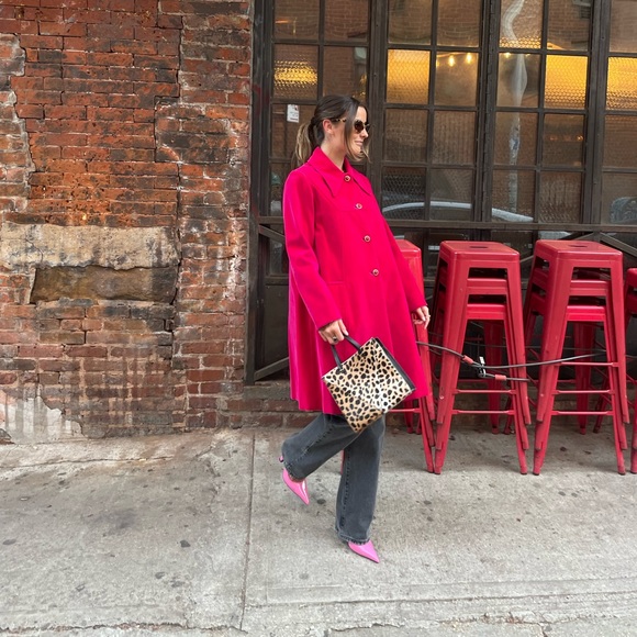 VINTAGE Raspberry Velvet Coat - Picture 12 of 12